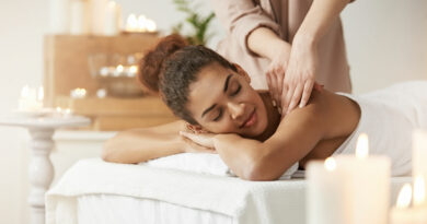 Como é feita a massagem tântrica